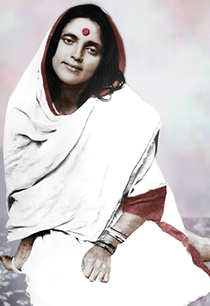 মা আনন্দময়ী